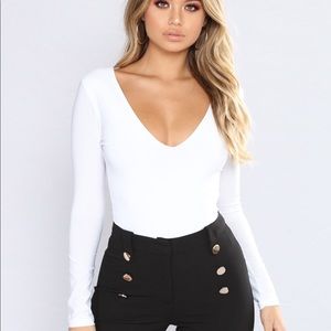 Fashion nova Louise veck bodysuit